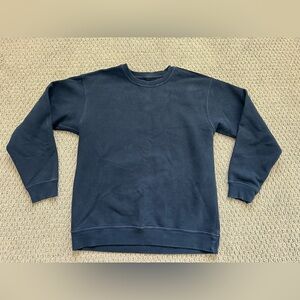 Lululemon All Yours Crew Sweatshirt Fleece Pullover
Navy
Size 10